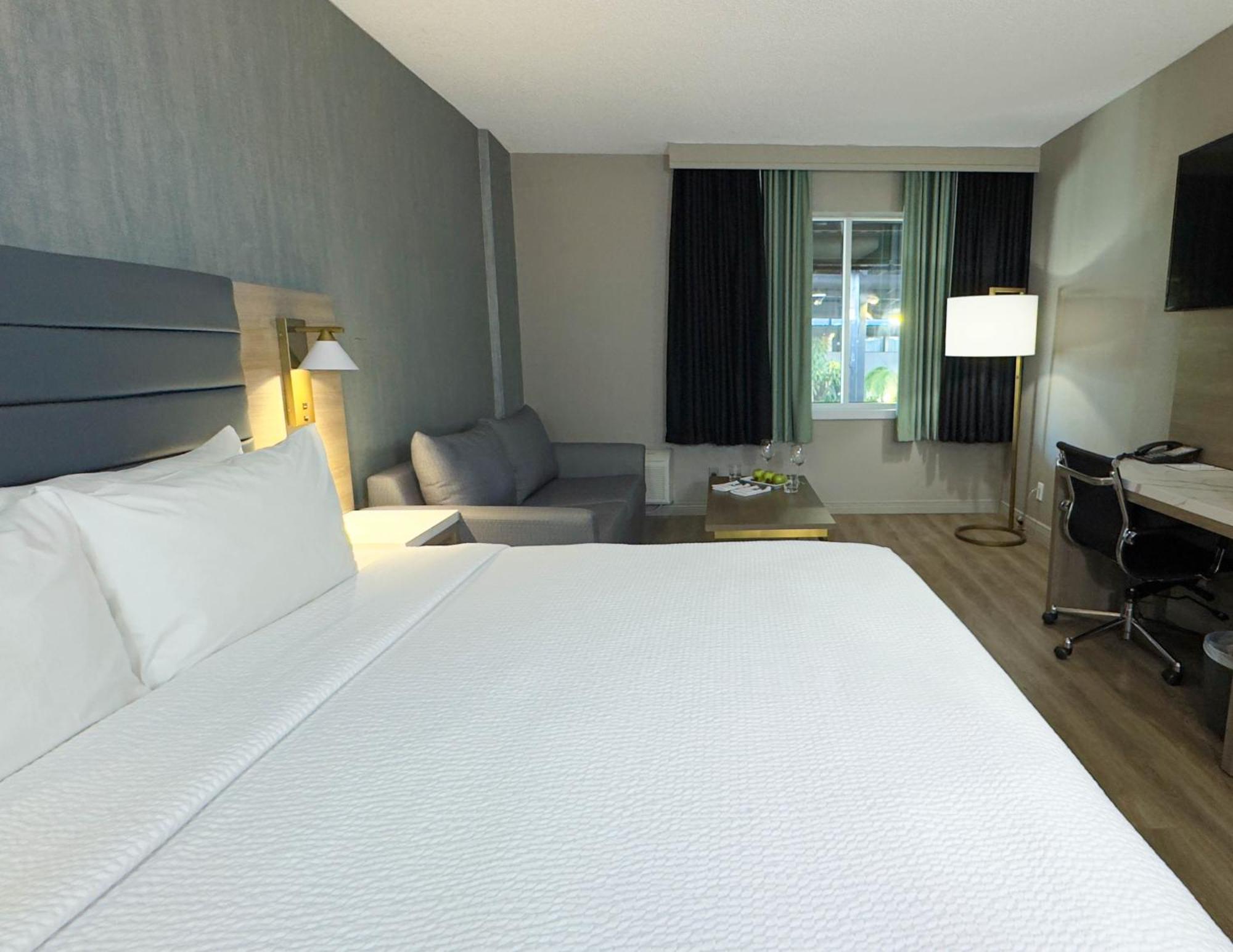 Radisson Hotel Montreal Airport Buitenkant foto