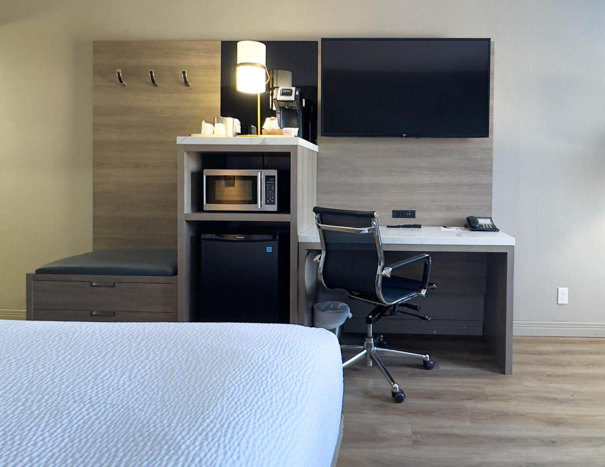 Radisson Hotel Montreal Airport Buitenkant foto
