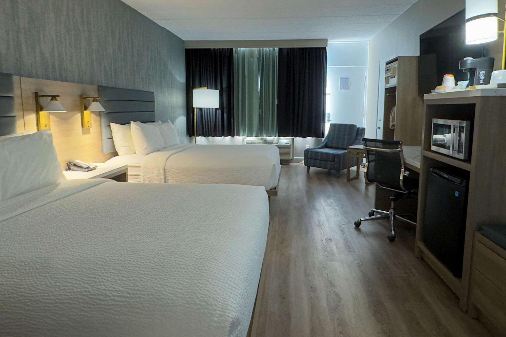 Radisson Hotel Montreal Airport Buitenkant foto