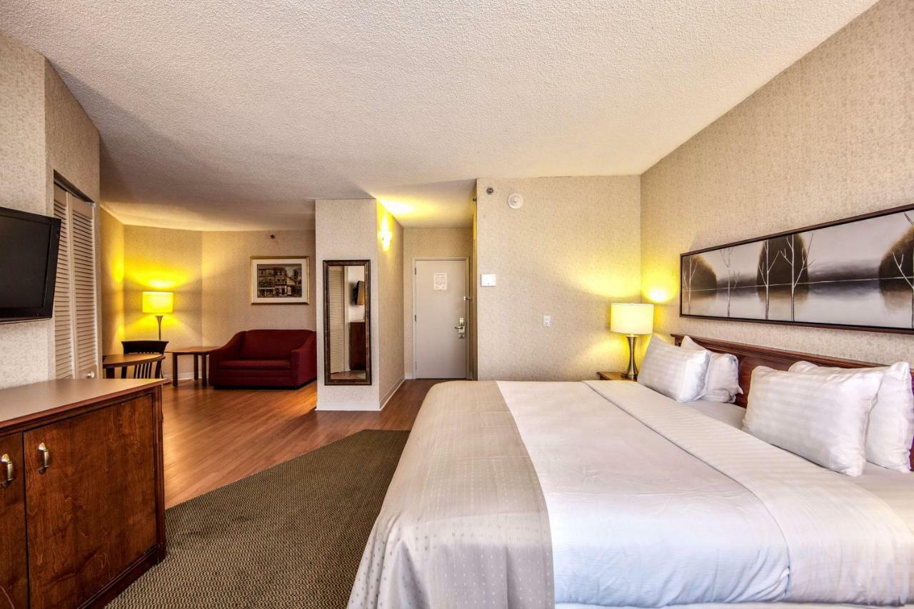 Radisson Hotel Montreal Airport Buitenkant foto