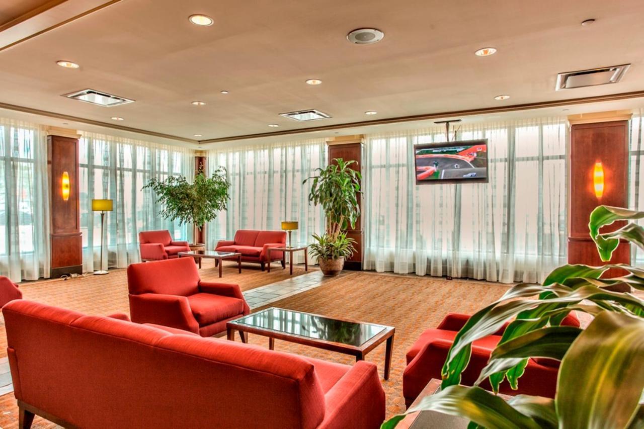 Radisson Hotel Montreal Airport Buitenkant foto